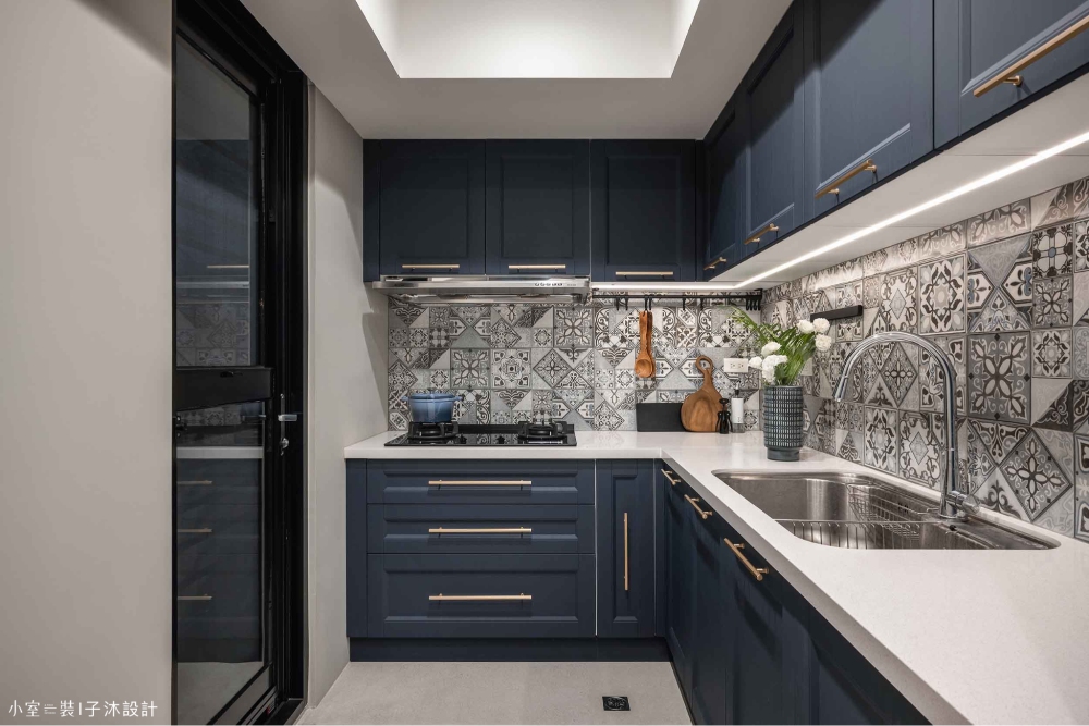 封閉式廚房