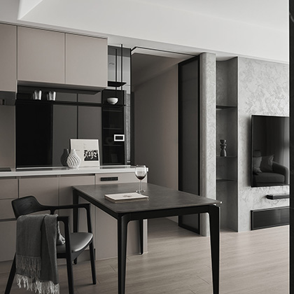 灰序停泊｜18坪2+1房